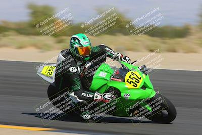 media/Oct-30-2022-CVMA (Sun) [[fb421c3cec]]/Race 11 Amateur Supersport Open/